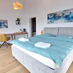 Mountainside In By Menbergs Harmony Pansiyon Spiez